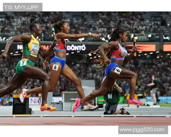 热身赛精彩对决美国队迎战巴西队期待激烈碰撞与精彩瞬间